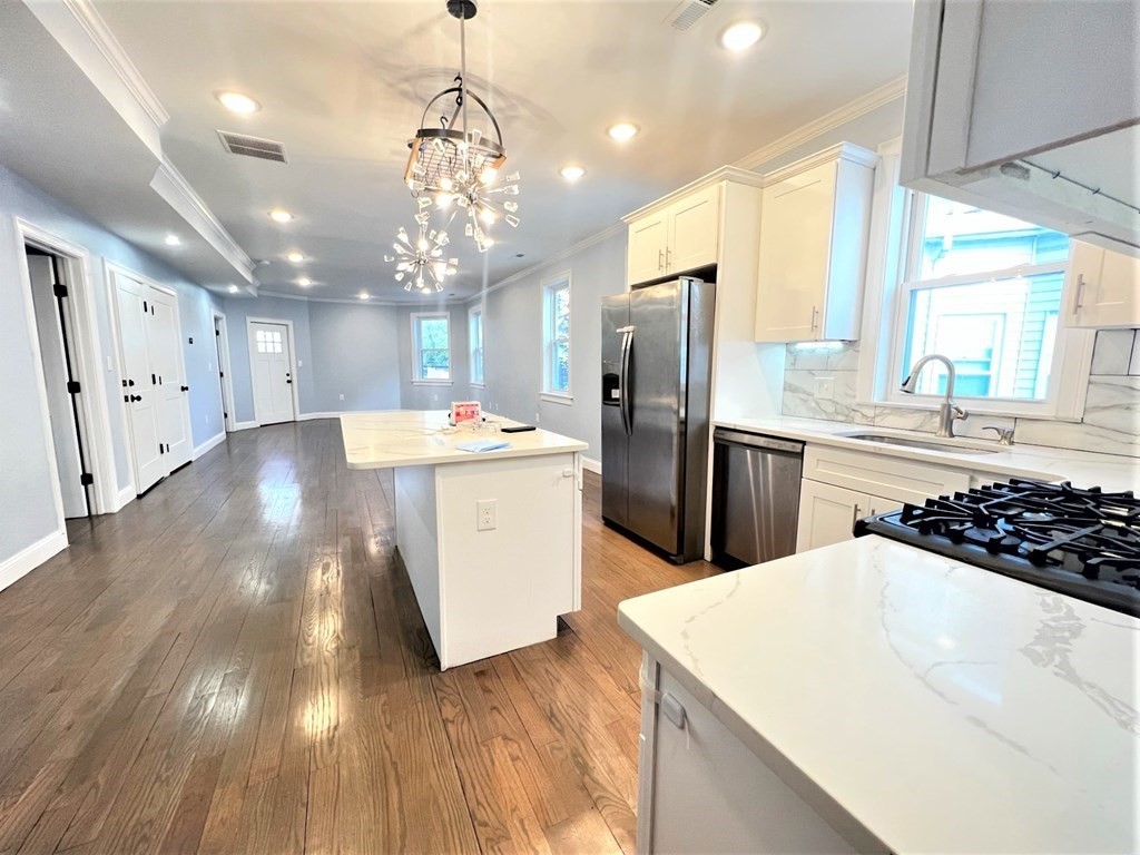 54 Crescent Avenue #2, Malden, MA Photo #1