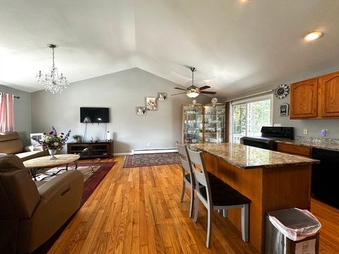 14 Browns Brook Rd Webster MA 01570