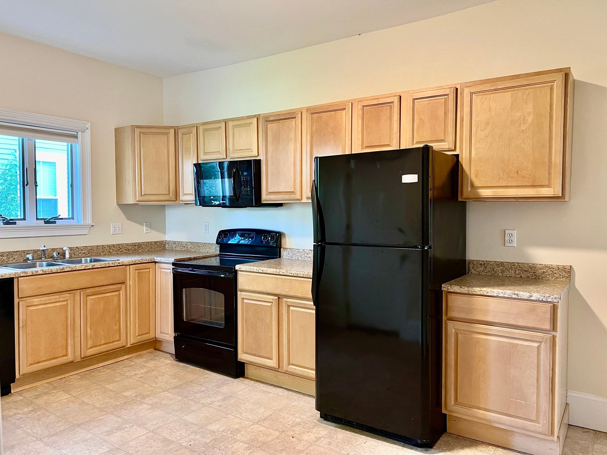 26 Abbott Street, Beverly, MA Photo #11