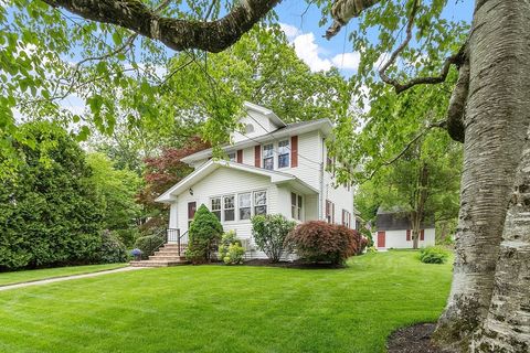 3 Hillside Ave Grafton MA 01519