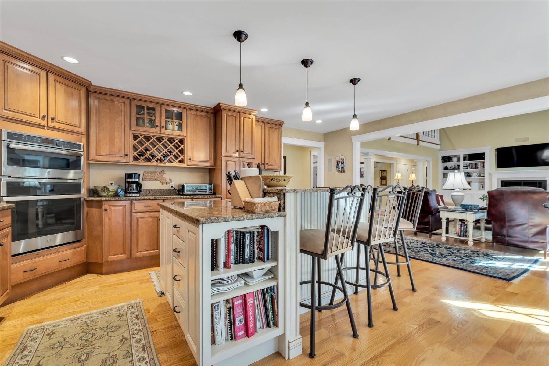 11 Manor Drive, Sandwich, MA Photo #8