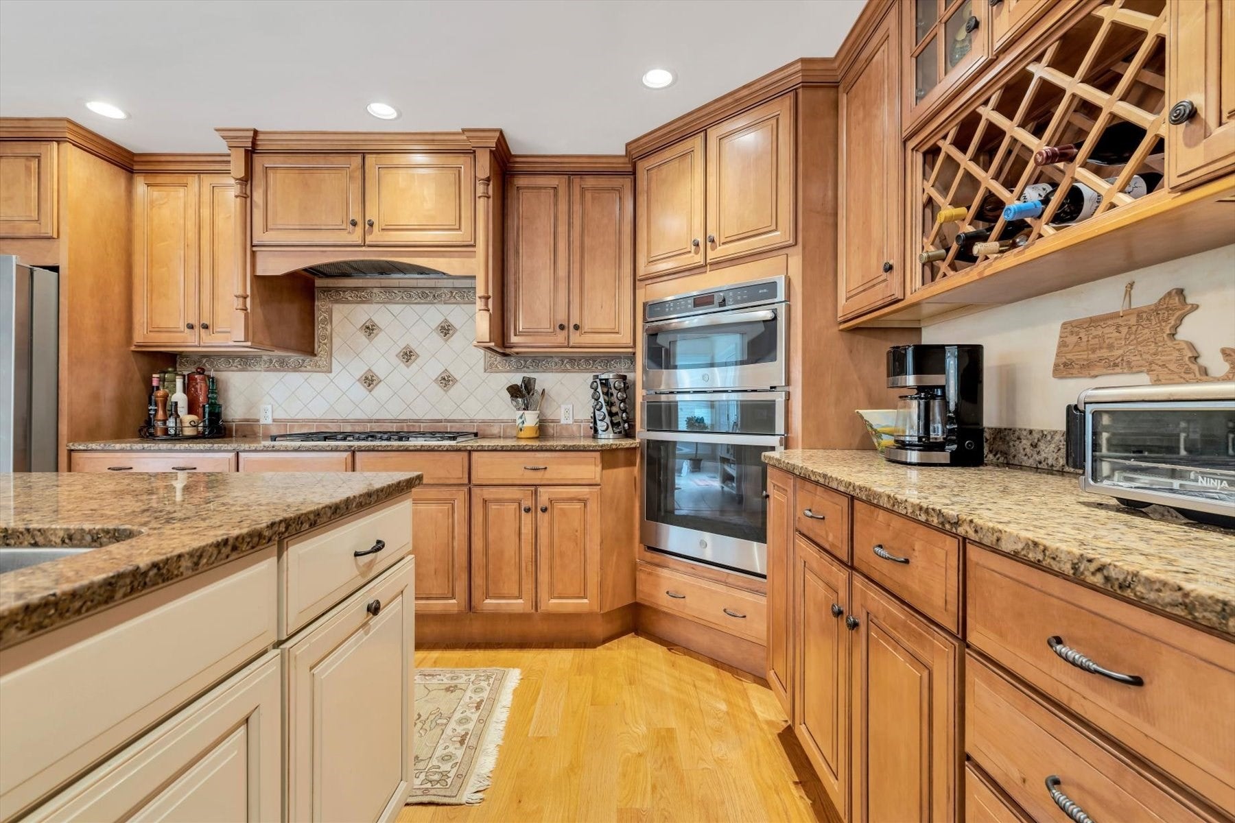 11 Manor Drive, Sandwich, MA Photo #12