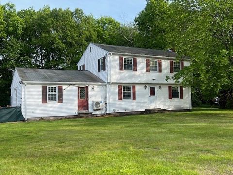 8 Clover Hill Drive Chelmsford MA 01824