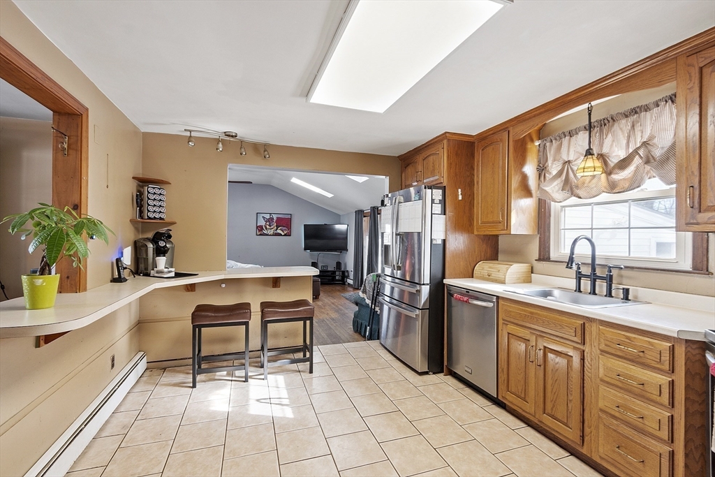 8 Clover Hill Drive