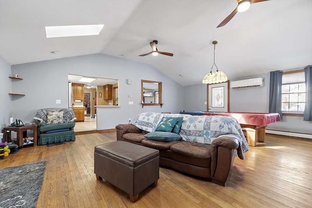 8 Clover Hill Drive