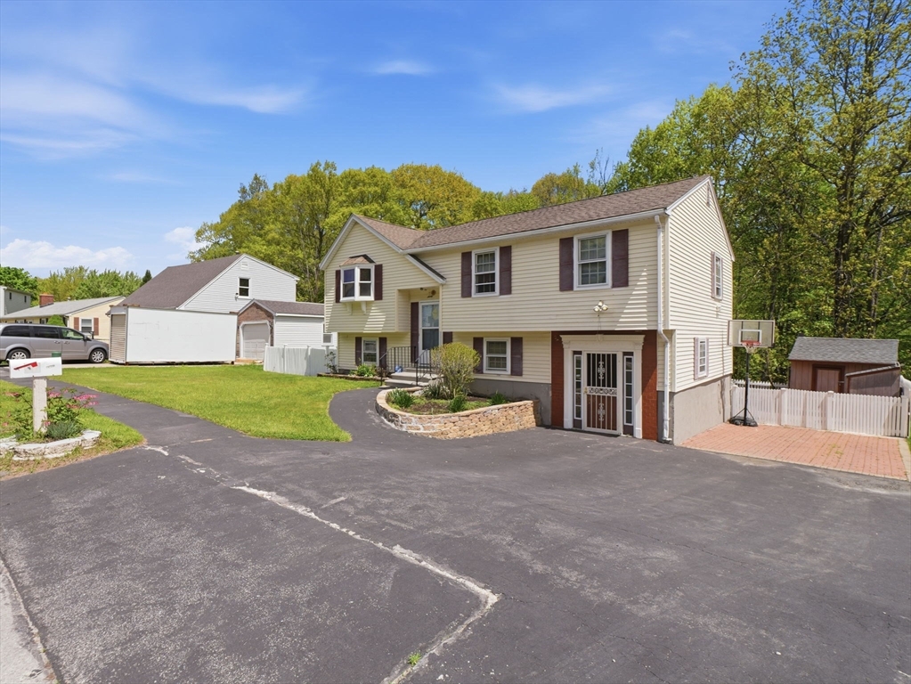 30 Parsons Hill Dr