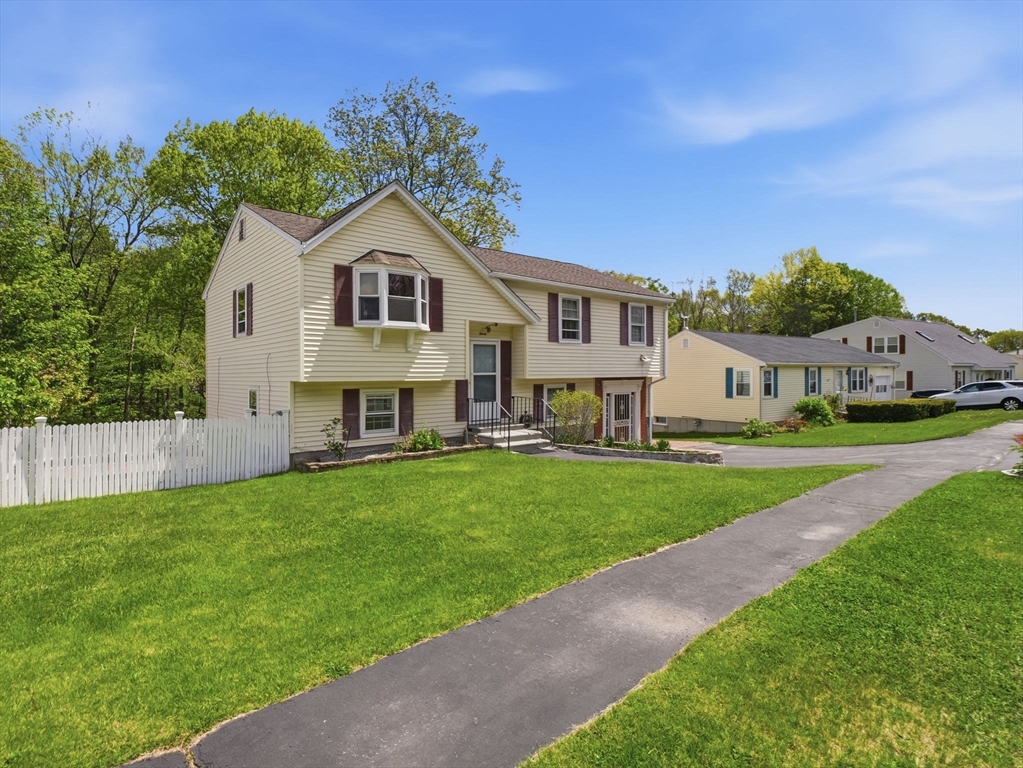 30 Parsons Hill Dr
