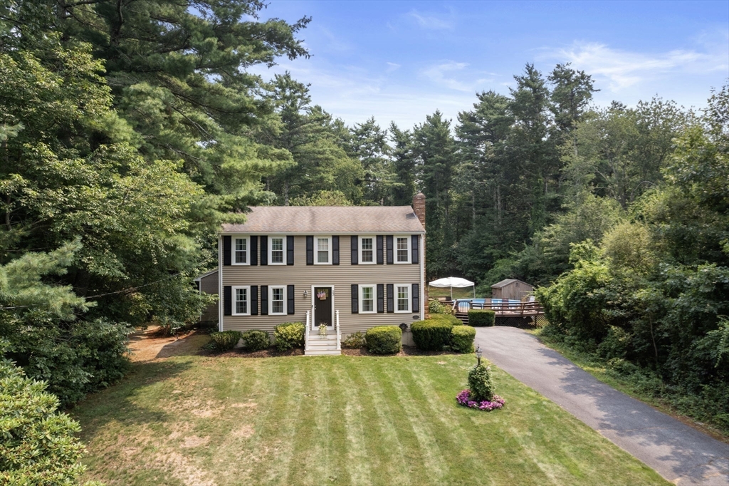 23 Williams Dr