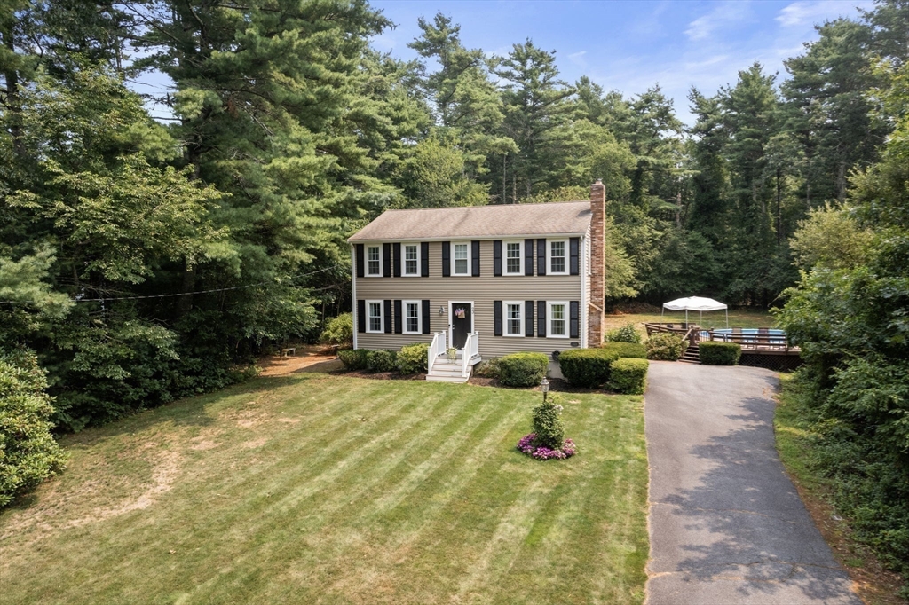23 Williams Dr