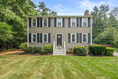 23 Williams Dr Carver MA 02330