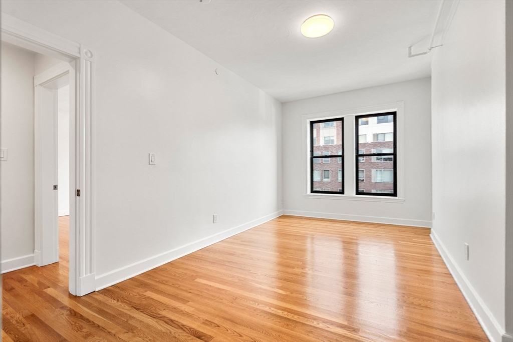 Cambridge, Massachusetts 02139, United States, 4 Bedrooms Bedrooms, ,2 BathroomsBathrooms,Residential,Active,128115