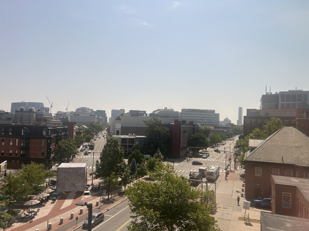 Cambridge, Massachusetts 02139, United States, 4 Bedrooms Bedrooms, ,2 BathroomsBathrooms,Residential,Active,128115