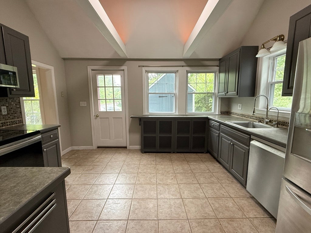 64 W. Main St, ST #64, Hopkinton, MA, 64 W. Main St, ST #64, Hopkinton, MA Photo #3