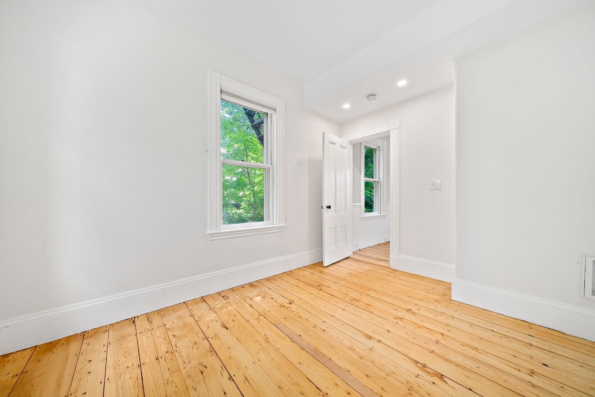 98 Boylston St #3, Brookline, MA Photo #10