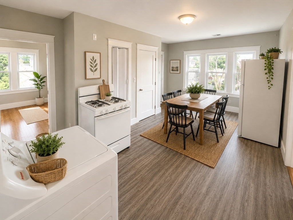 Picture for the property 73538581, 12 beds, 6 baths
