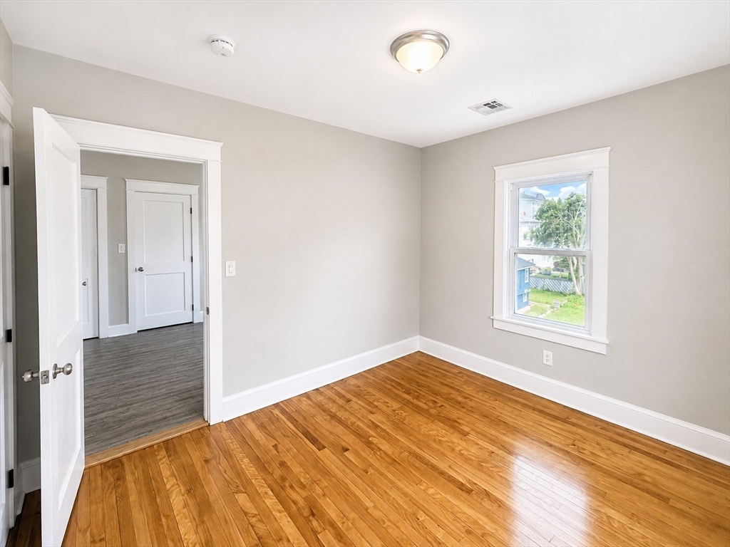 Picture for the property 73538581, 12 beds, 6 baths