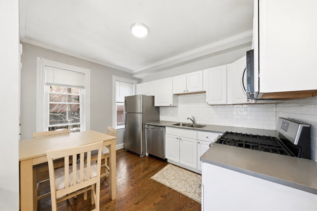 165 Emerson St, Boston, MA Photo #24