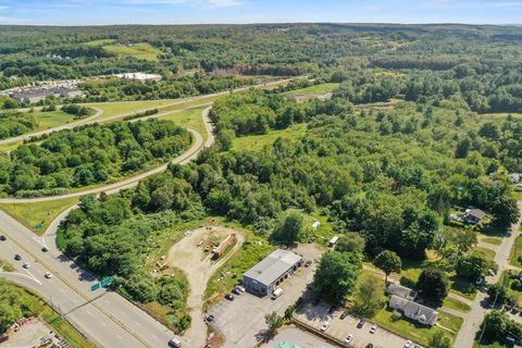 35 Sutton Avenue Oxford MA 01540