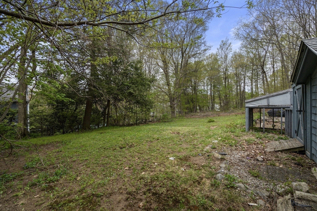 16 Oxford St, West Boylston, MA Photo #24