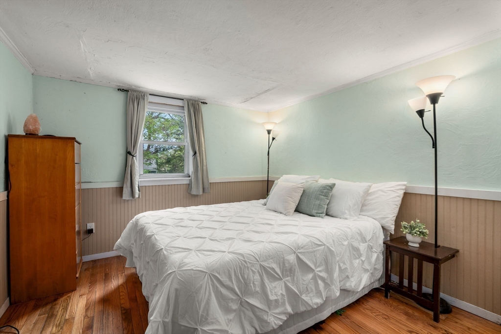 16 Oxford St, West Boylston, MA Photo #14