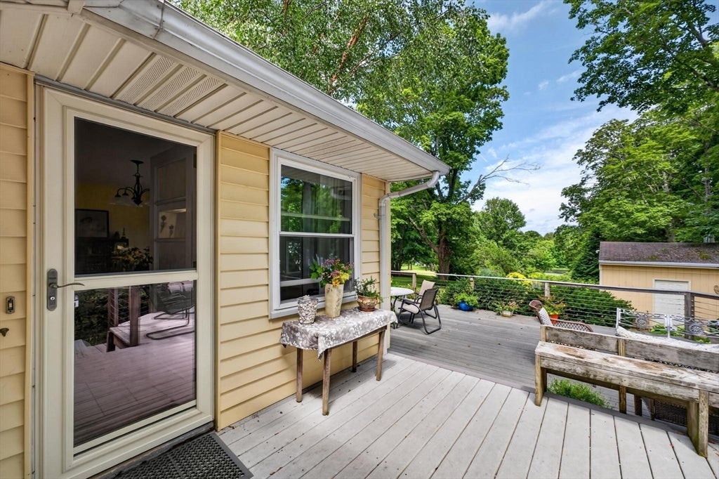 61 Highland Avenue, Dartmouth, MA Photo #22