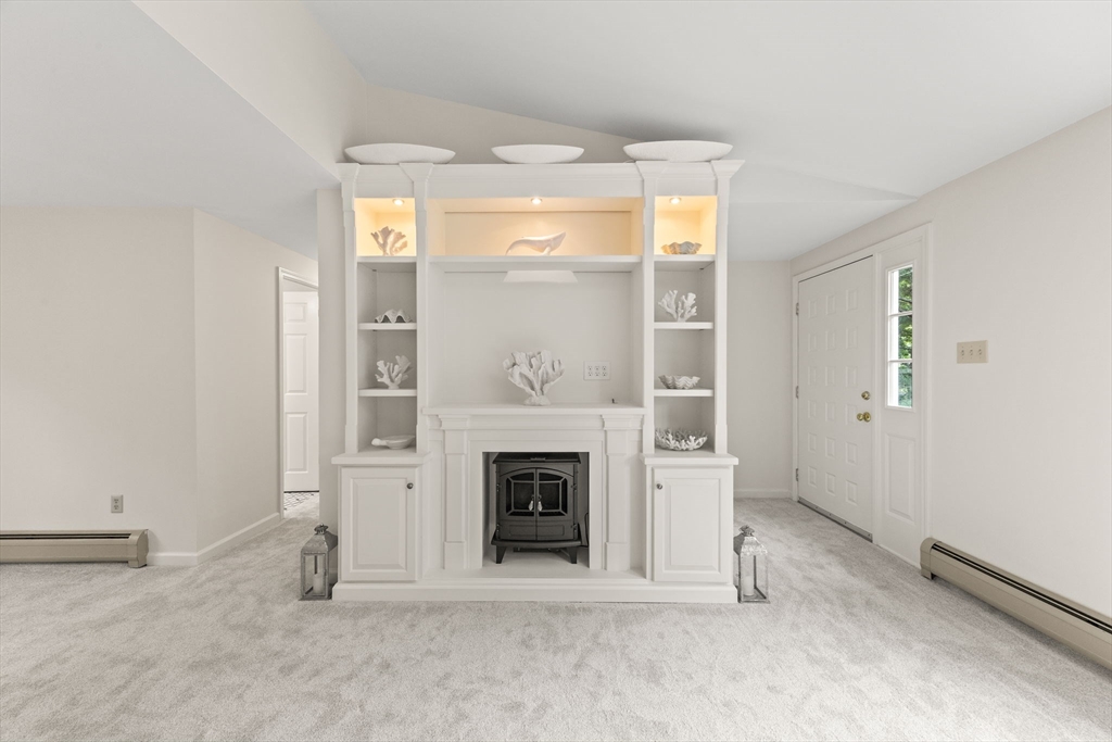 3 Sandy Fox Drive
