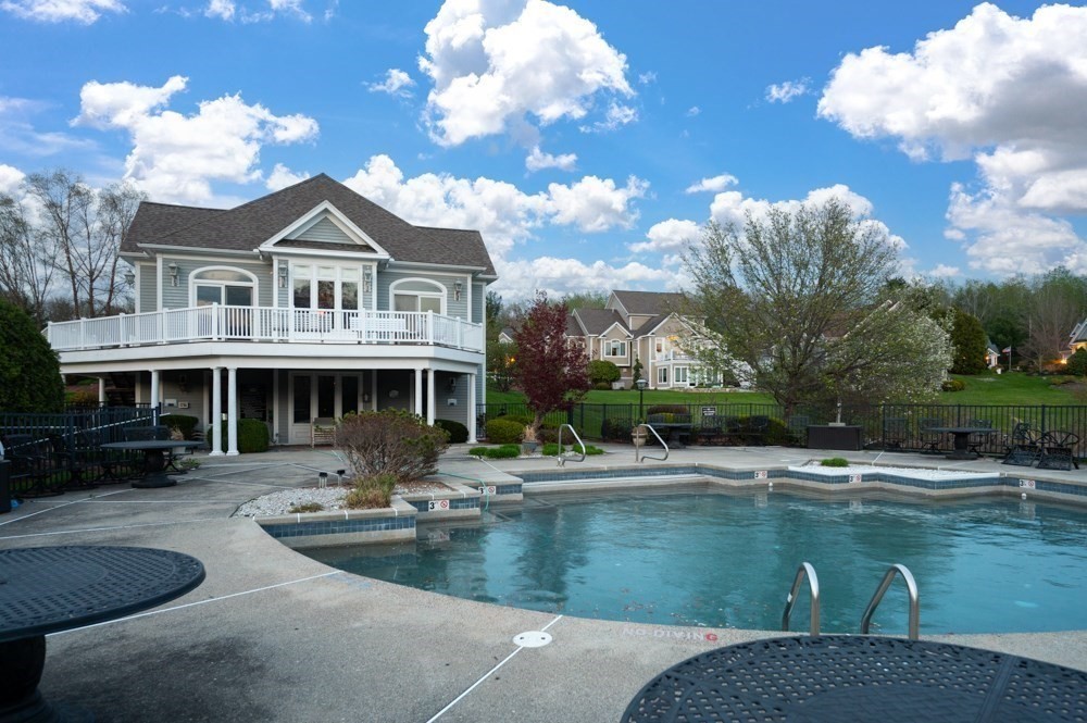 16 Hawkins Pond Lane, Salem, NH Photo #6