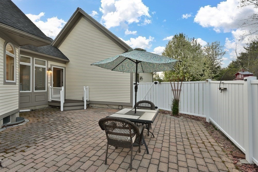 16 Hawkins Pond Lane, Salem, NH Photo #38
