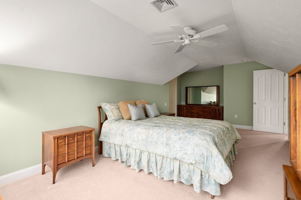 16 Hawkins Pond Lane, Salem, NH Photo #36