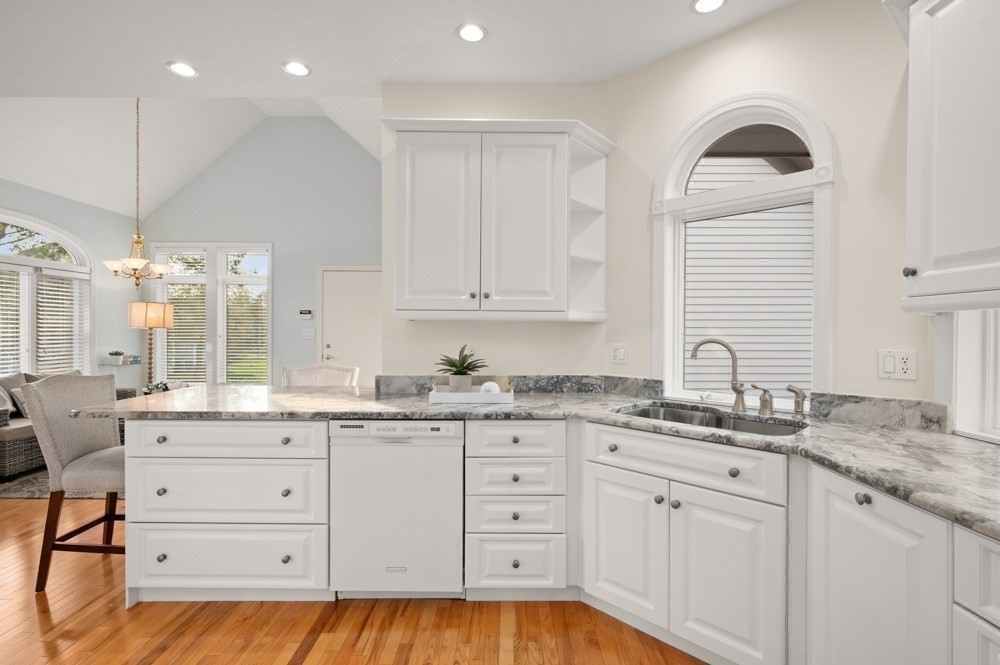 16 Hawkins Pond Lane, Salem, NH Photo #26