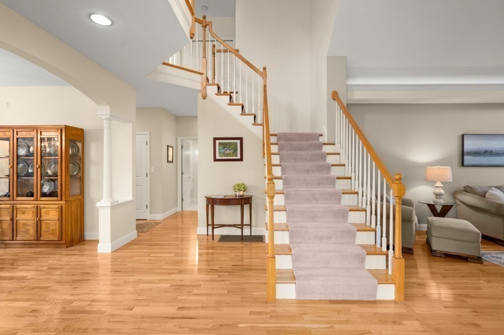 16 Hawkins Pond Lane, Salem, NH Photo #10