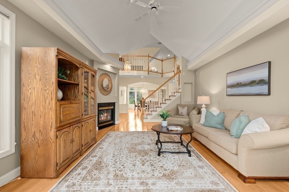 16 Hawkins Pond Lane, Salem, NH Photo #16