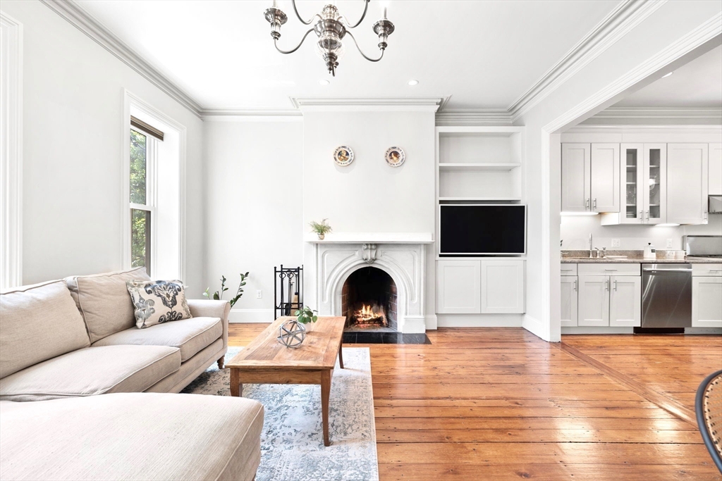 24 Oak St 2