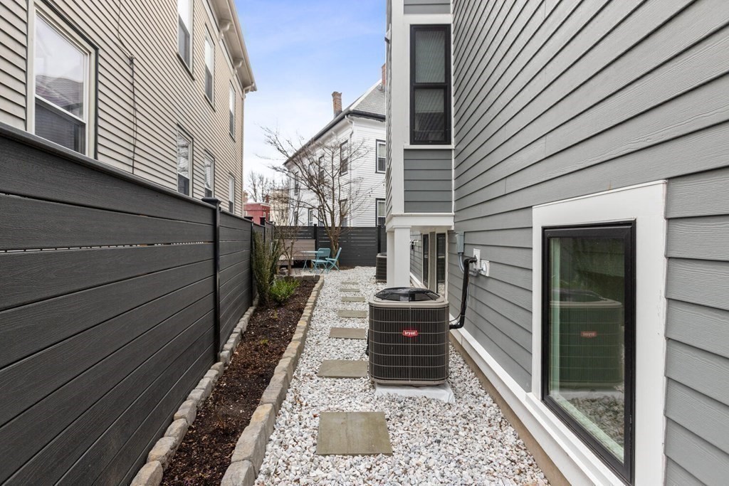 386 Windsor St #1, Cambridge, MA Photo #20