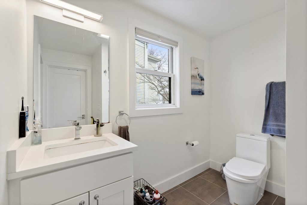 386 Windsor St #1, Cambridge, MA Photo #13