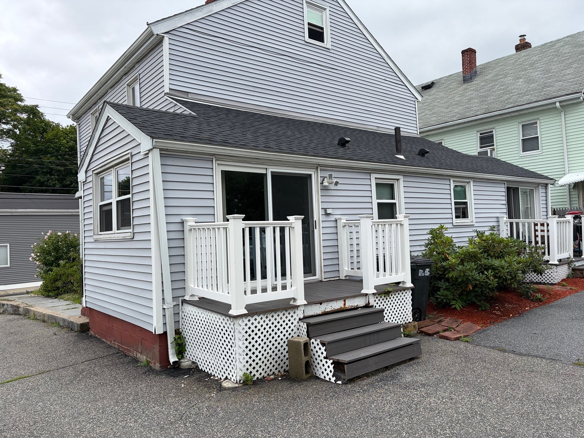 20-22 Emerson Street 22