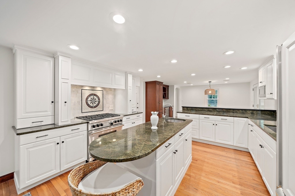 4 Captain Vinal Way