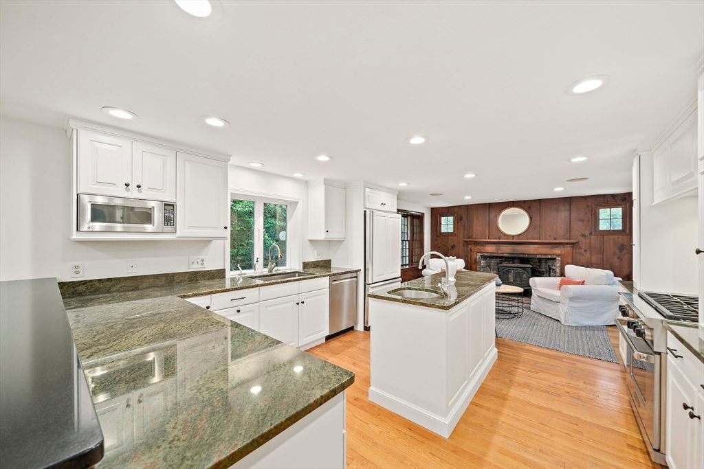 4 Captain Vinal Way