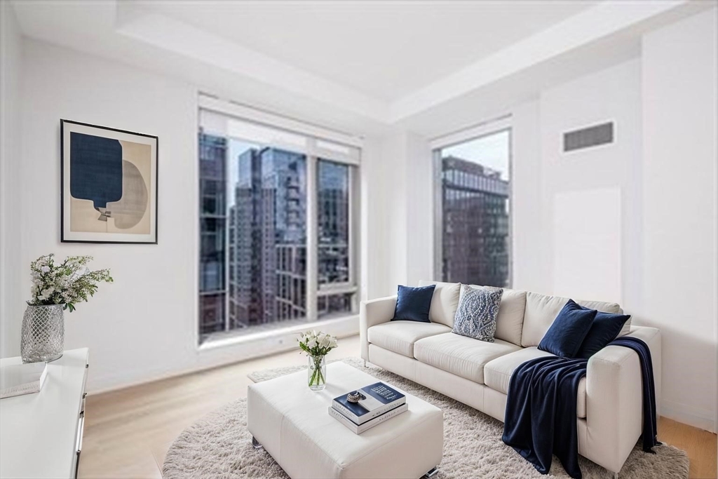 133 Seaport Blvd #1719 Floor 17