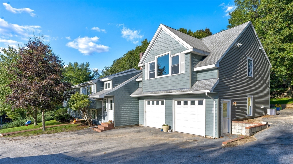 230 Lisle St