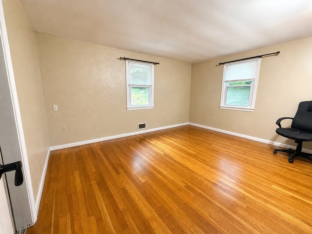 246 Pleasant Street, Franklin, MA Photo #8