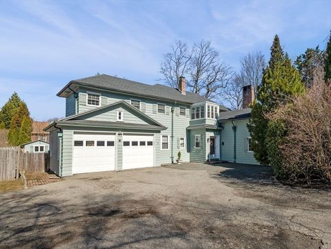 440 Puritan Rd Swampscott MA 01907
