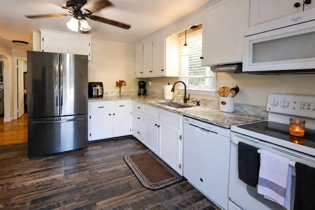 98 Van Kleeck Rd