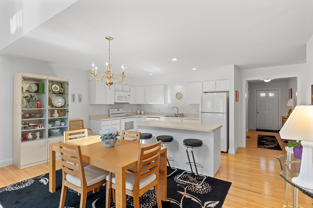 48 Hillside Village Dr 48