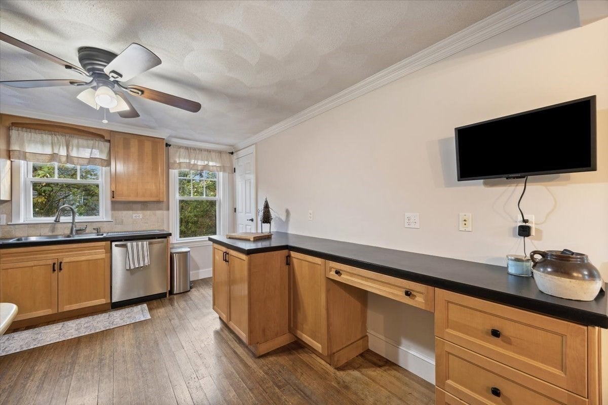 14 Windsor Street, Methuen, MA, 14 Windsor Street, Methuen, MA Photo #11