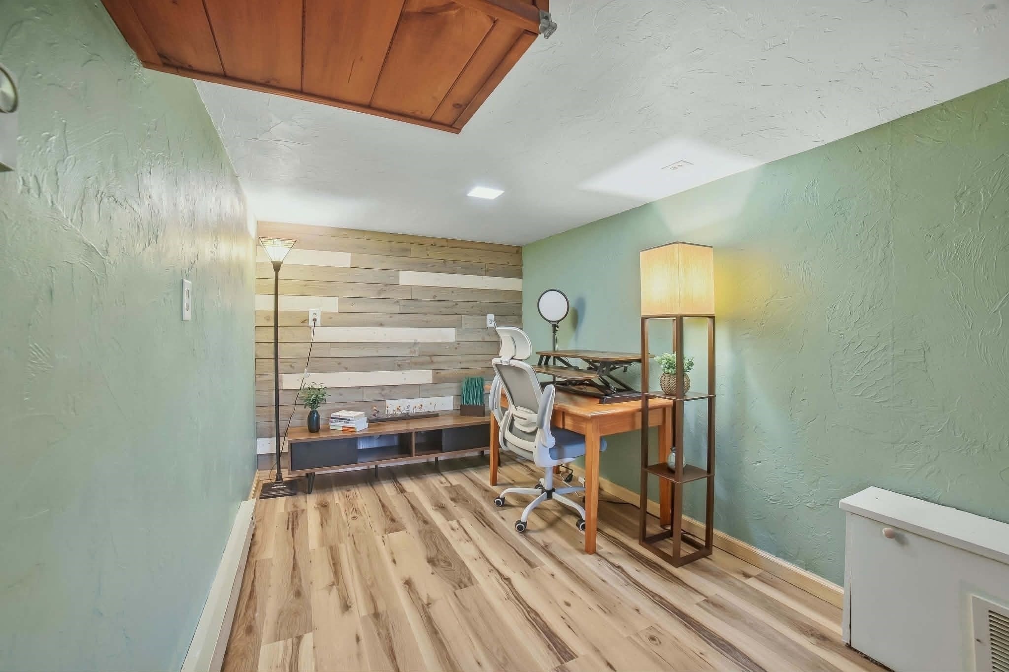 19 Harold St, Worcester, MA Photo #18