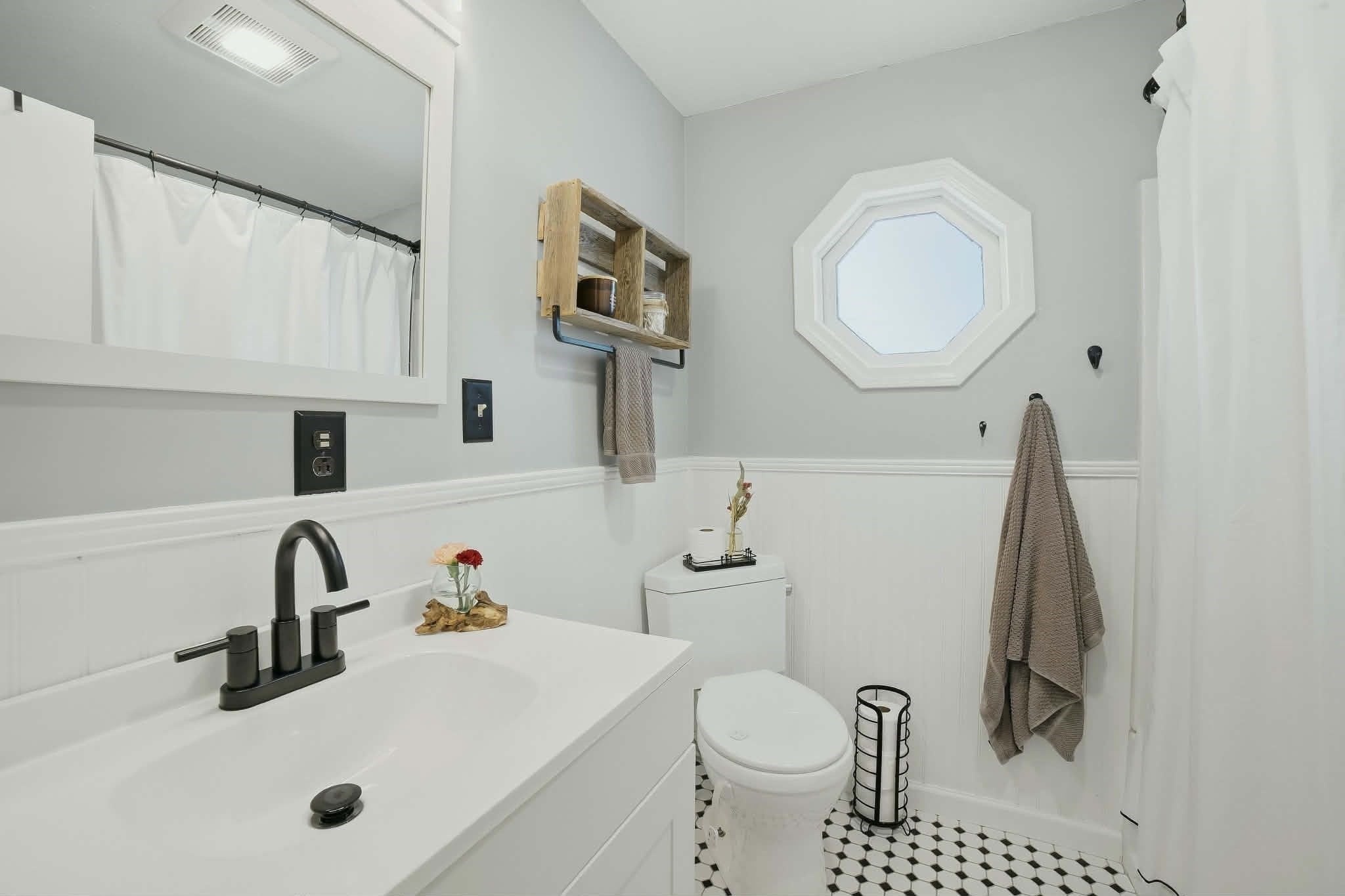 19 Harold St, Worcester, MA Photo #11