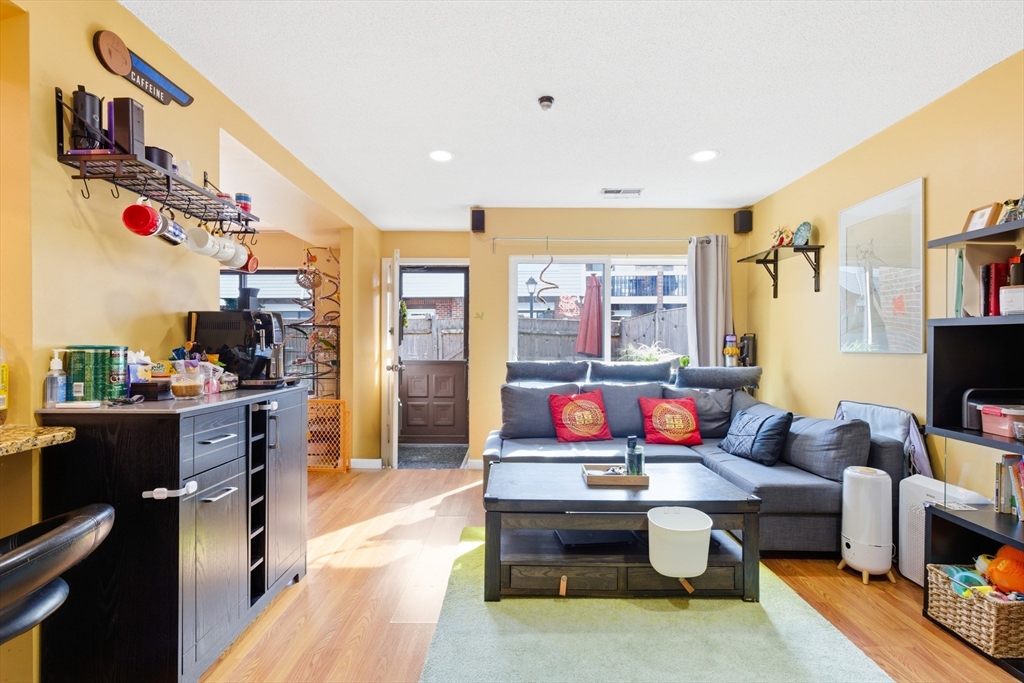 64 Rosewood Dr 64