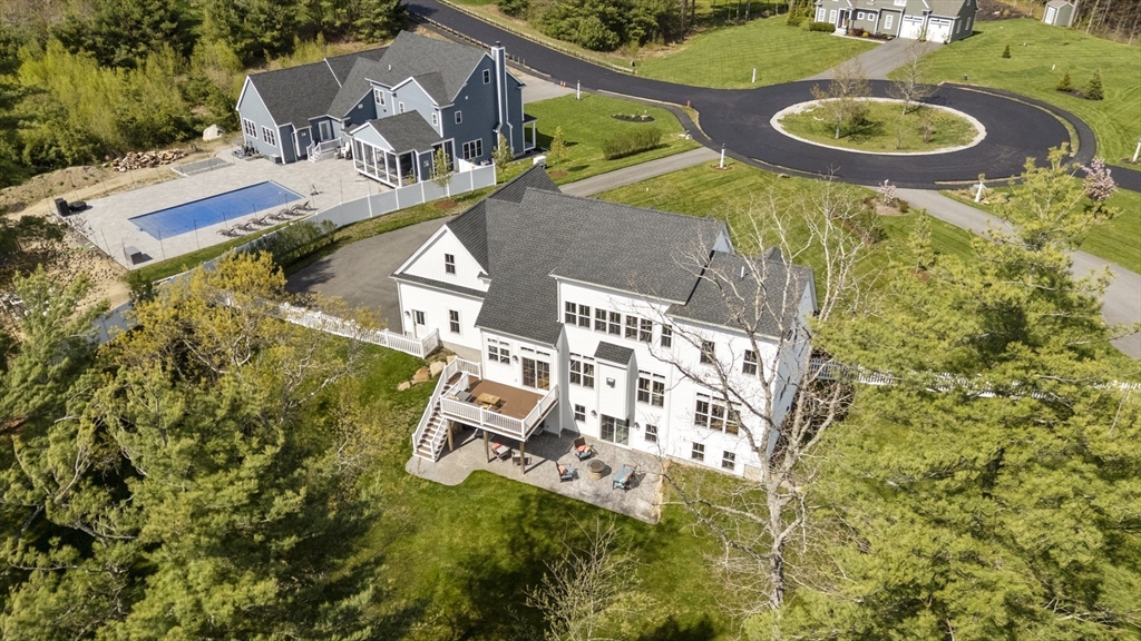 7 Stanley Ln