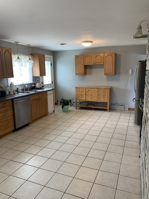 156 Eastview Ave, Somerset, MA Photo #15